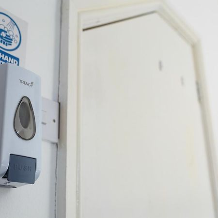 Host Liverpool - Rooms In A Spacious Coliving And Coworking Home With Garden, And Parking Close To Centre Kültér fotó